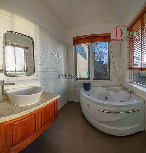Hình ảnh Bán biệt thự Khởi Nghĩa Bắc Sơn Đà Lạt view vô cực