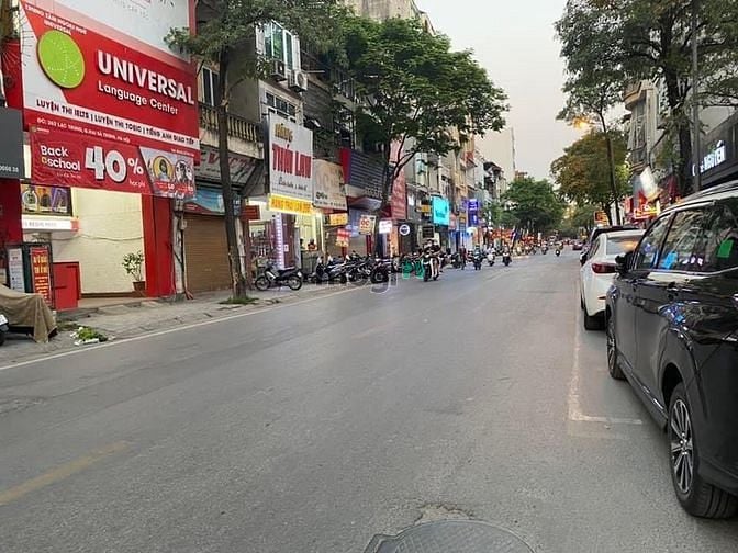 Hình ảnh Hiếm – Bán Mảnh Đất MP Yên Phụ 155m2, Mt 6.4m. Kinh Doanh Sầm Uất.