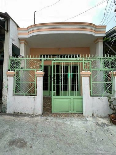 Hình ảnh Cần bán nhà mặt tiền đường ĐHT42