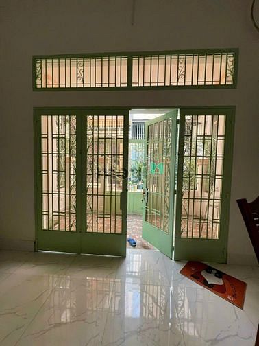 Hình ảnh Cần bán nhà mặt tiền đường ĐHT42