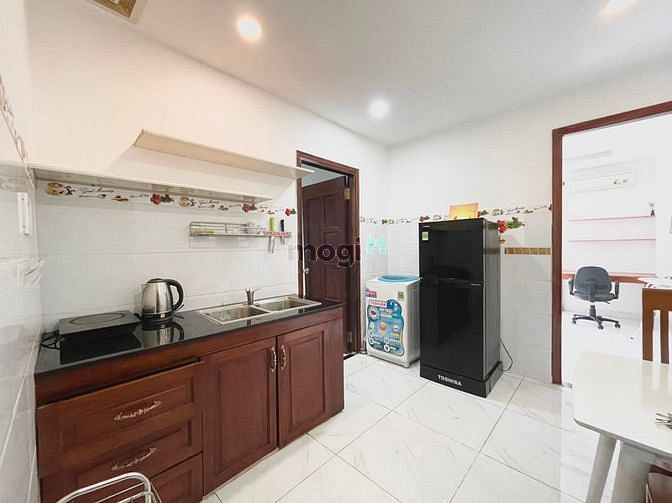 Hình ảnh CHDV - Cao cấp - quận 3 - dạng 1pn máy giặt riêng - cửa sổ lớn