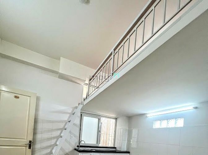 Hình ảnh Duplex cho thuê mới 100% , cửa sổ thoáng mát, Nội thất cơ bản…