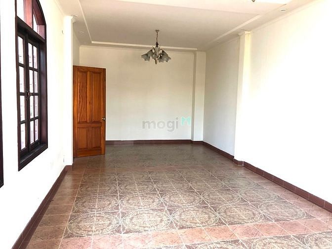 Hình ảnh Bán biệt thự Tên Lửa Bình Tân 183 10.75 x 17 3 tầng chỉ 19,5 tỷ .