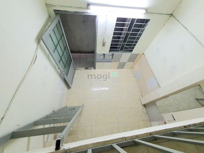Hình ảnh Phòng có gác, tầng trệt Nhất Chi Mai P13 Tân Bình
