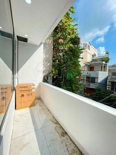 Hình ảnh CHDV Full Nội Thất 1PN Ban Công Lớn Thang Máy Bùi Văn Thêm Phú Nhuận