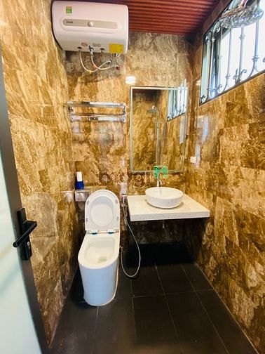 Hình ảnh CHDV Cao Cấp mặt phố Cự Lộc *FULL ĐỒ CAO CẤP-THANG MÁY-Ô TÔ ĐỖ CỬA*