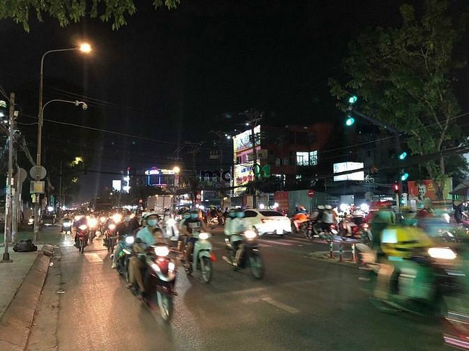 Hình ảnh Cho thuê MT Quang Trung , DT 350m2 , 100tr/ tháng