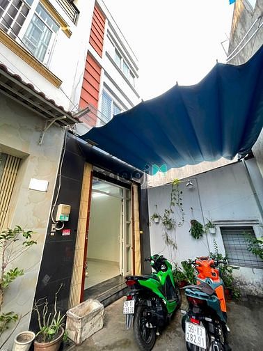 Hình ảnh Cho Thuê Nhà Sẳn Nội Thất Dọn Vô Là Ở
