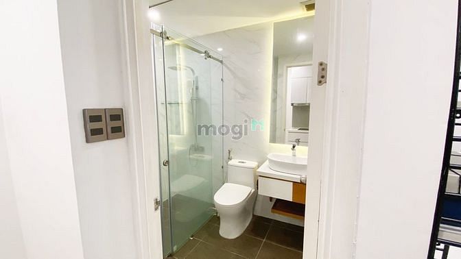 Hình ảnh Duplex full nội thất bancon lớn nằm ngay trung tâm Quận 7