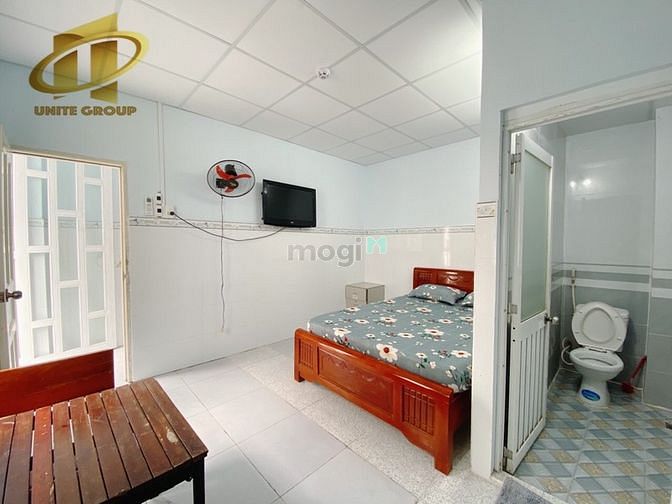 Hình ảnh Duplex full nội thất bancon lớn nằm ngay trung tâm Quận 7