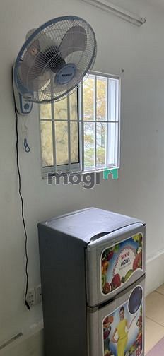 Hình ảnh Phòng ban công gần Tên Lửa giá 3tr2