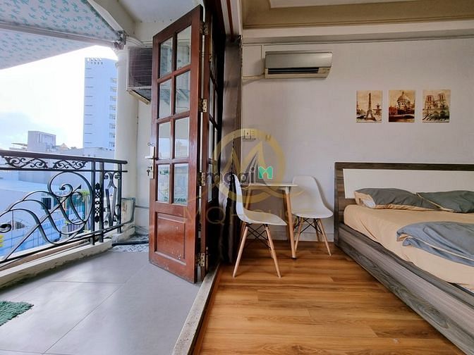 Hình ảnh 🌈CHDV Ban công lớn view chill Q1