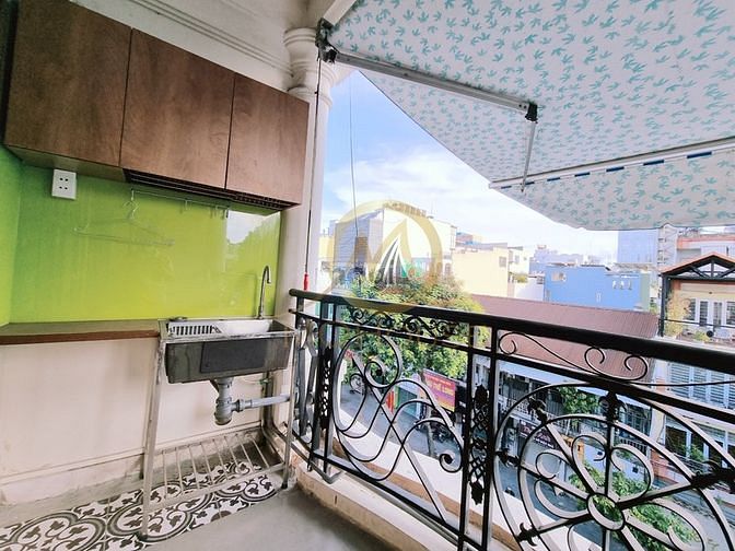 Hình ảnh 🌈CHDV Ban công lớn view chill Q1