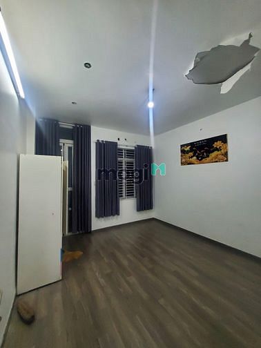 Hình ảnh Cho thuê nhà mới mặt tiền đường Thành Công