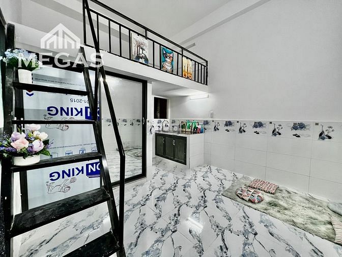 Hình ảnh Căn Hộ Gác Cao 2m Sẵn Nội Thất Ngay Ngã 4 Bốn Xã