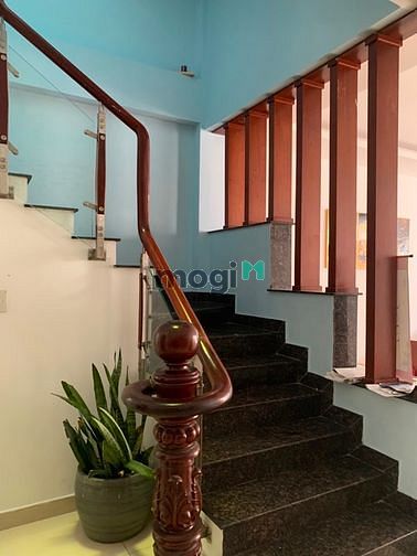 Hình ảnh Cho thuê nhà 100m2 gồm 3 phòng ngủ giá rẻ