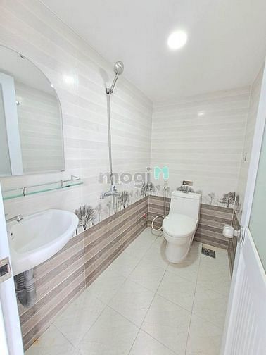 Hình ảnh Phòng đẹp sạch sẽ nội thất đầy đủ.