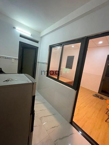 Hình ảnh CH Đặng Thuỳ Trâm, tách bếp đầy đủ nội thất có thang máy