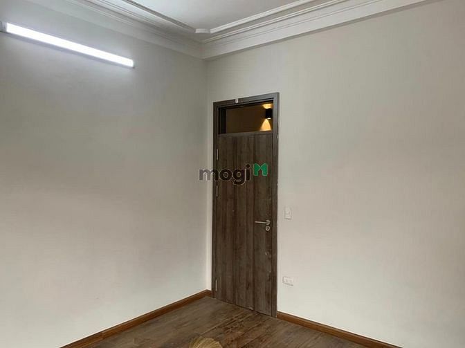 Hình ảnh Mặt Phố Thái Thịnh_KD Sầm Uất_Đẹp Long Lanh_Vị Trí Đắc Địa_40m2 4 Tầng