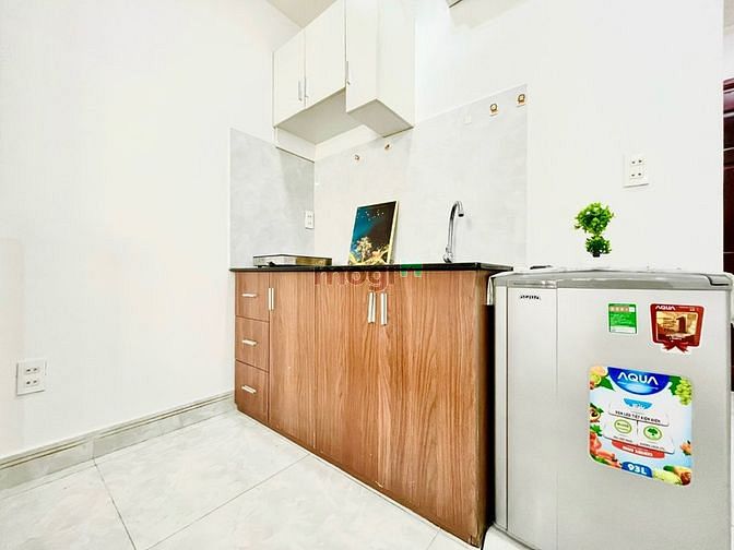 Hình ảnh Cho Thuê Căn Hộ Cửa Sổ Lớn 30m2 Gần Cầu Thị Nghè Quận 1