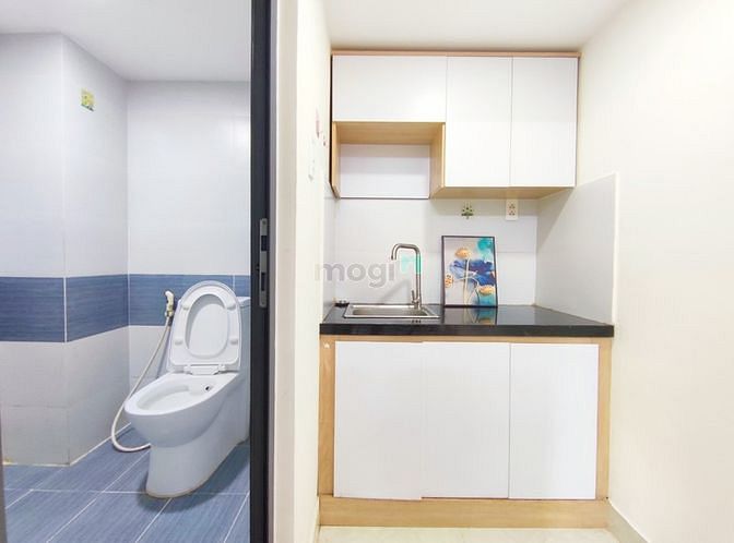 Hình ảnh Studio - Gác cửa sổ bancol ngay Etown Cộng Hoà