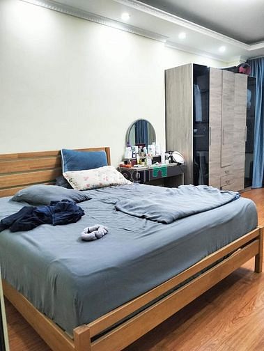 Hình ảnh Bán nhà 4 tầng đường Láng 45m2 , giá 4,65 tỷ