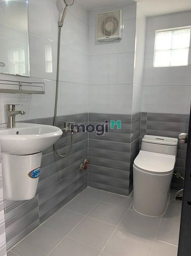 Hình ảnh Phòng Mới Gác Cao Ngay Huỳnh Văn Nghệ