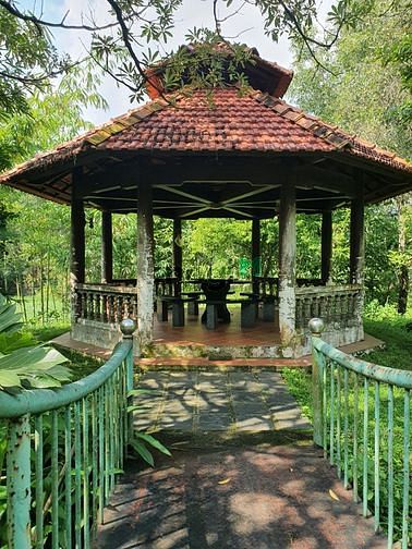 Hình ảnh Bán Biệt Thự Sân VƯỜN AO CHUỒNG Củ Chi