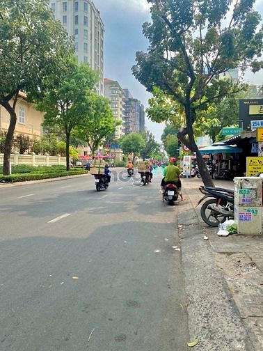 Hình ảnh 500M2 - 𝐌Ặ𝐓 𝐓𝐈Ề𝐍 𝐐𝐔Ậ𝐍 𝟑 𝐋Ề 𝐑Ộ𝐍𝐆 cho thuê
