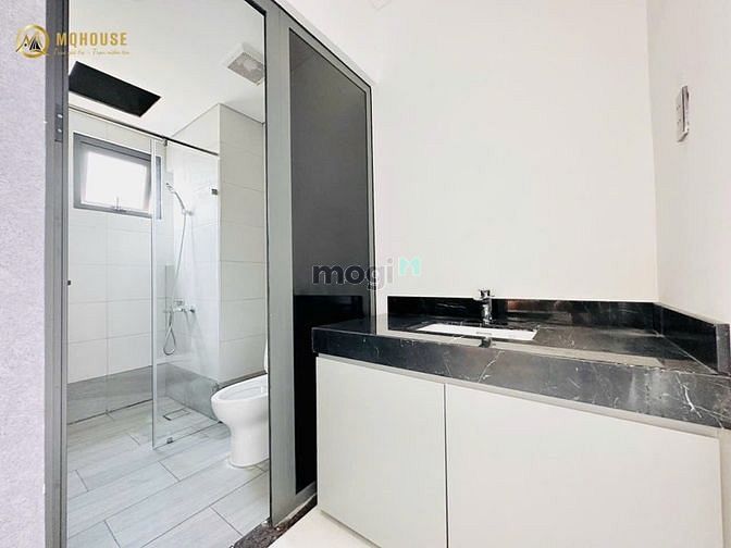 Hình ảnh Mb6623 nạp rút nhanh chóng Full nội thất, bancol, Cách Mạng Tháng Tám, Quận 3