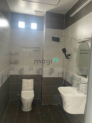 Hình ảnh Cho thuê nhà mới 100% mặt tiền hẻm oto Phan Văn Hớn