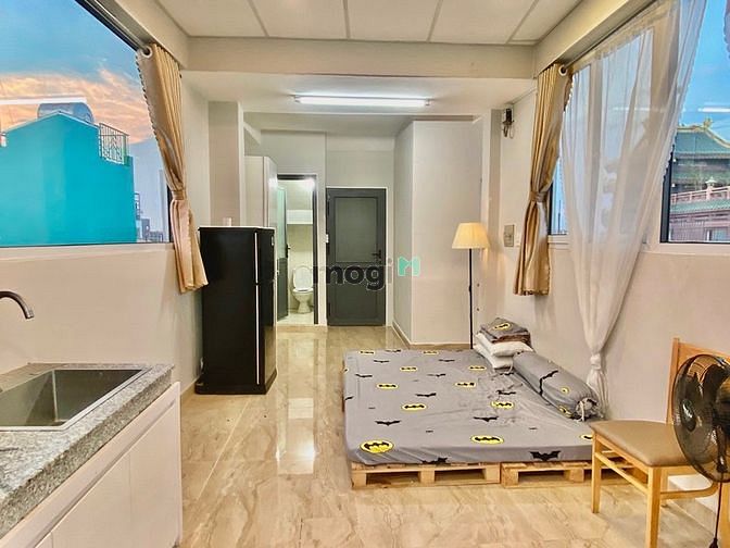 Hình ảnh Studio ban công siêu thoáng ngay Nguyễn Tất Thành Quận 4