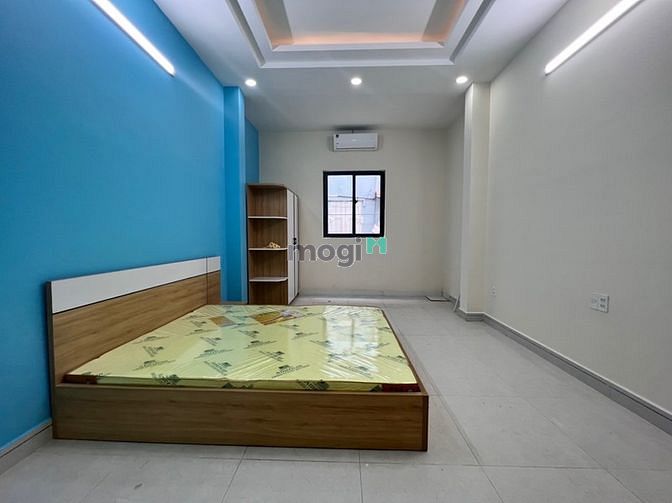 Hình ảnh Studio mới tinh cửa sổ lớn Dương Bá Trạc Q8