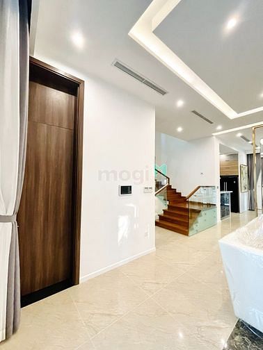 Hình ảnh Cần cho thuê gấp căn biệt thự Bason quận 1