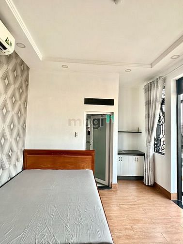 Hình ảnh Cho thuê phòng ban công_cửa sổ thoáng_đủ nội thất gần kcx Tân Thuận Q7