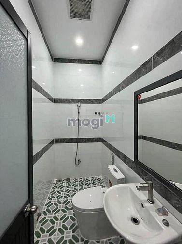 Hình ảnh Nhà quận 5 vuông vức 39m2 giá siêu mềm chỉ 1ty9