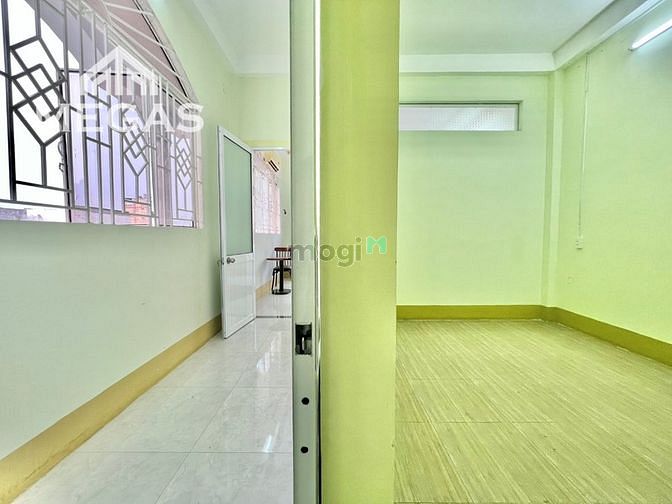 Hình ảnh Căn Hộ 1 phòng ngủ ban công MỚI 100% ngay trung tâm khu Tên Lửa