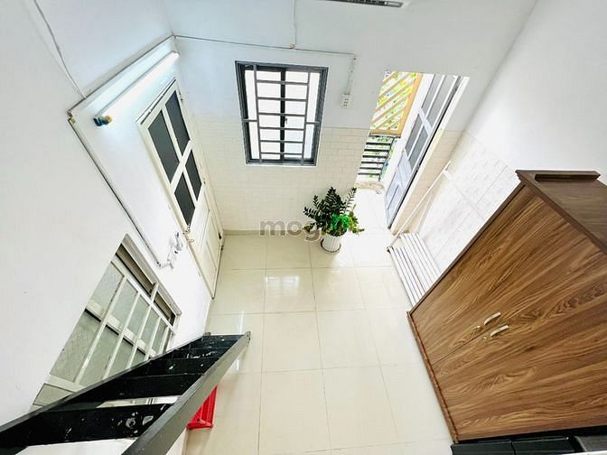 Hình ảnh Phòng Sẵn Máy Lạnh Thoáng Ngay Đồng Xoài