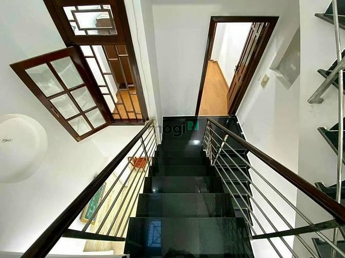 Hình ảnh SIÊU PHẨM Q4 bán Tôn Đản Q4 59m2 2ty625 BAO SỔ