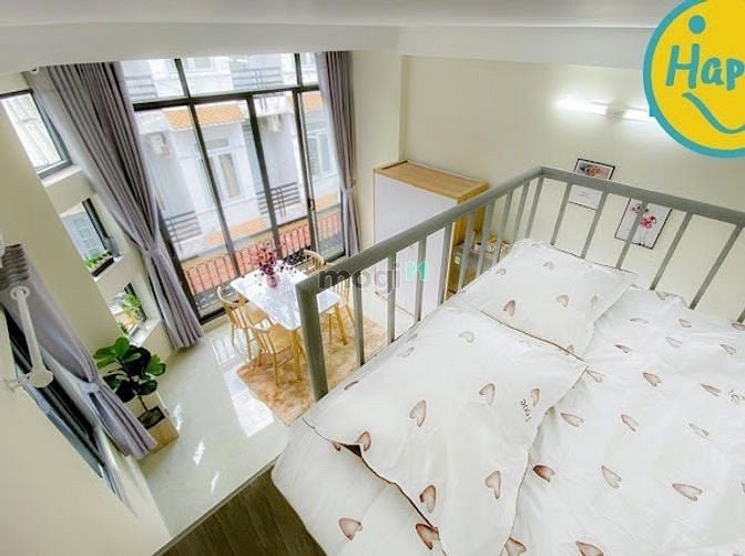 Hình ảnh Gác Cửa Sổ Bancol Nhất Chi Mai ngay Etown Cộng Hoà