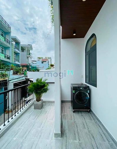 Hình ảnh MUA LIỀN TAY Nơ Trang Long BT 2tỷ880 3Pn 3wc
