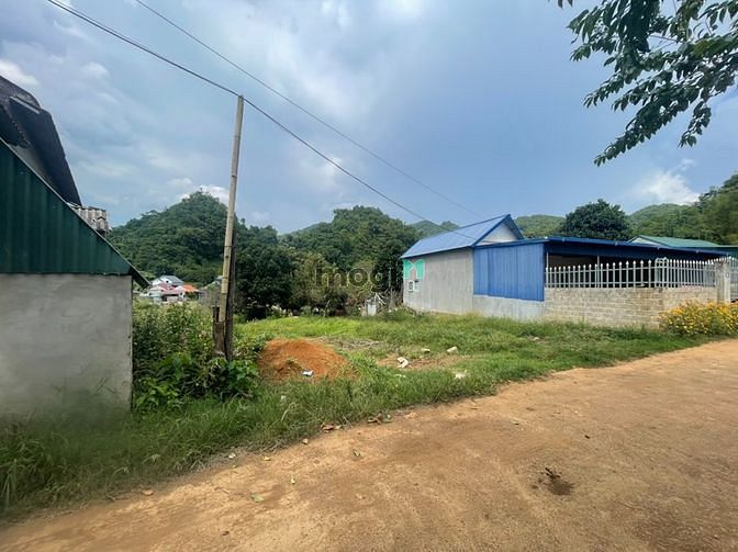Hình ảnh Cần bán mảnh đất 577m2 ở Đông Sang thích hợp làm nơi nghỉ dưỡng