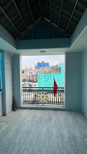 Hình ảnh Thua lỗ bán gấp TRẦN PHÚ Q5 55m2 2Tỷ310 SHR
