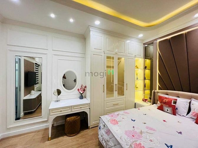 Hình ảnh Cháy lệnh cổ phiếu bán PHÙNG HƯNG Q5 56m2 1Tỷ750 SHR