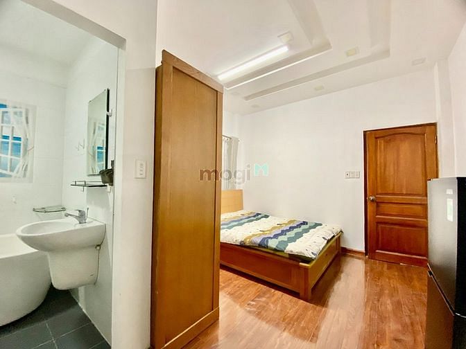Hình ảnh Khai Trương Căn Hộ Ban Công Cửa Sổ Thoáng Mát