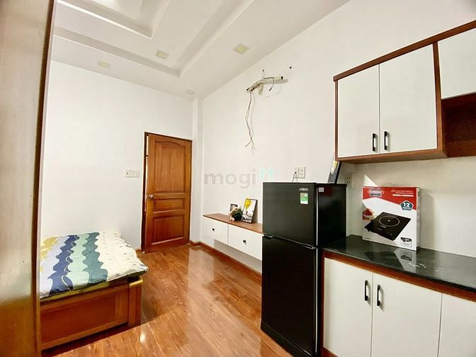 Hình ảnh Khai Trương Căn Hộ Ban Công Cửa Sổ Thoáng Mát