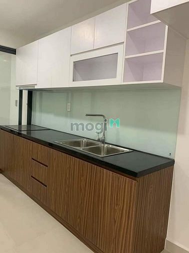 Hình ảnh Xách vali vào ở liền bán ch Pegasuite Q8 68m² 2T530 shr