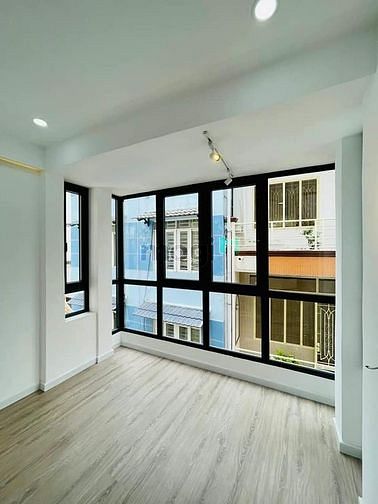 Hình ảnh SIÊU PHẨM ĐẸP MÊ LY nhà Hồ Văn Huê PN 54m2 2ty695 SHR