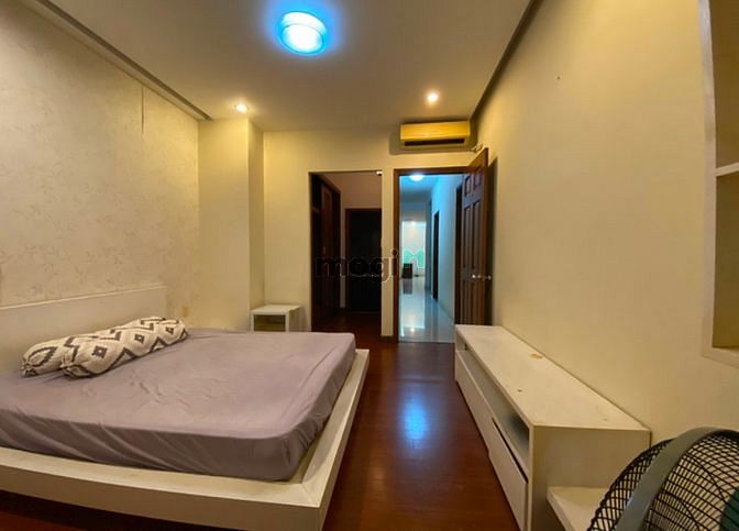 Hình ảnh Rẻ nhất khu T.Bình CH THE ERA LẠC LONG QUÂN 2PN 72m2
