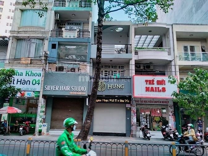 Hình ảnh Cho thuê mặt bằng sang đẹp Trần Quang Khải, Quận 1